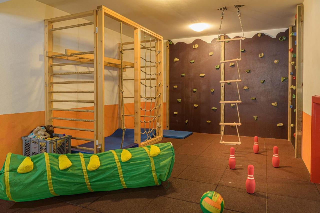 Alpenparks Apartment & Ferienresort Rehrenberg 비에호펜 외부 사진