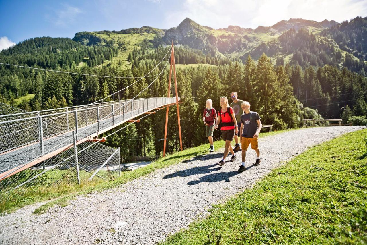 Alpenparks Apartment & Ferienresort Rehrenberg 비에호펜 외부 사진